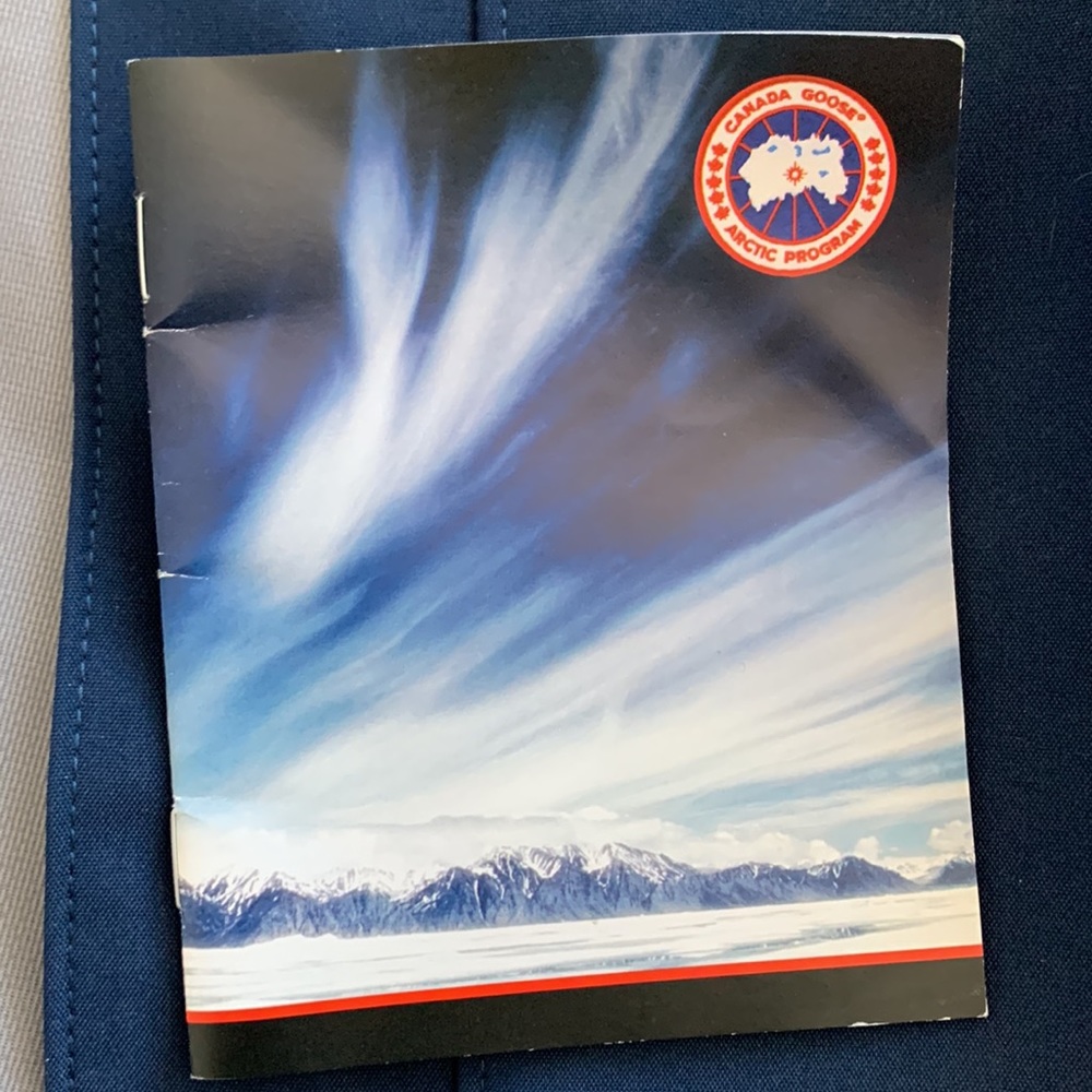 Authentic CANADA GOOSE Waterproof Hooded Jacket BNWT - Picture 8 of 16